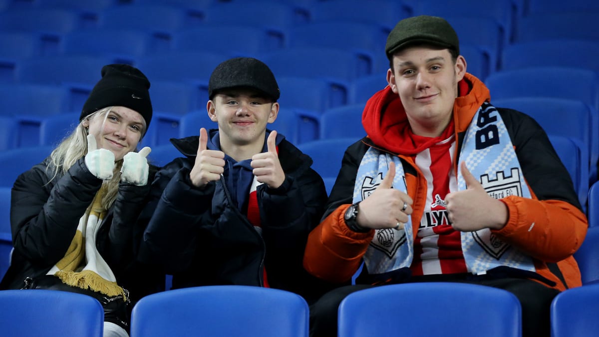 https://www.brentfordfc.com/siteassets/images/football/2021-22/non-match/20211226---brighton-fans/20211226-190223-0015.jpg