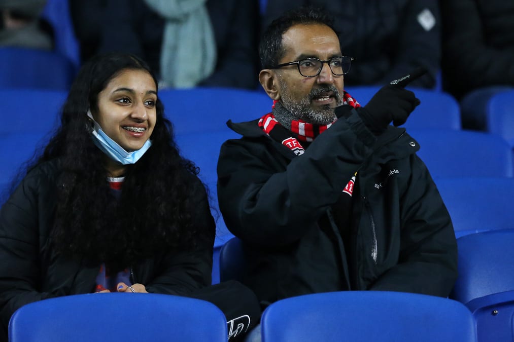 https://www.brentfordfc.com/siteassets/images/football/2021-22/non-match/20211226---brighton-fans/20211226-190803-0020.jpg