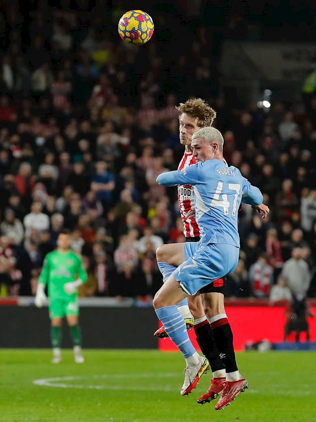 https://www.brentfordfc.com/siteassets/images/football/2021-22/first-team-games/20211229---man-city/20211229-204318-00.jpg