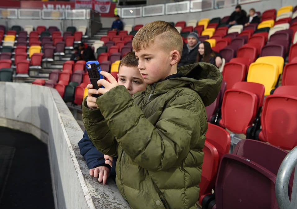 https://www.brentfordfc.com/siteassets/images/football/2021-22/non-match/20220102---villa-fans/20220102-131030-1034.jpg