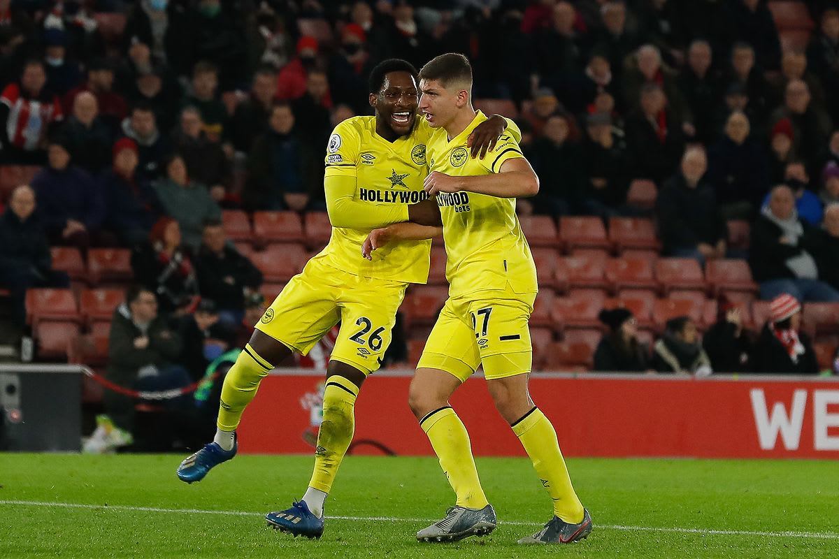 https://www.brentfordfc.com/siteassets/images/football/2021-22/first-team-games/20220111---southampton/20220111-200748-42.jpg