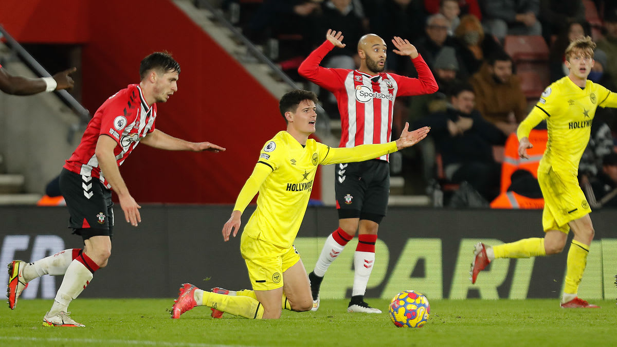 https://www.brentfordfc.com/siteassets/images/football/2021-22/first-team-games/20220111---southampton/20220111-210116-23.jpg