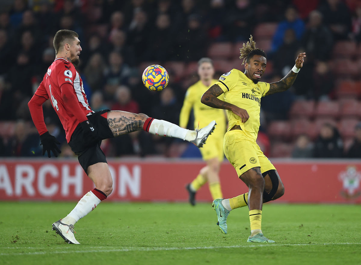 https://www.brentfordfc.com/siteassets/images/football/2021-22/first-team-games/20220111---southampton/20220111-210652.jpg