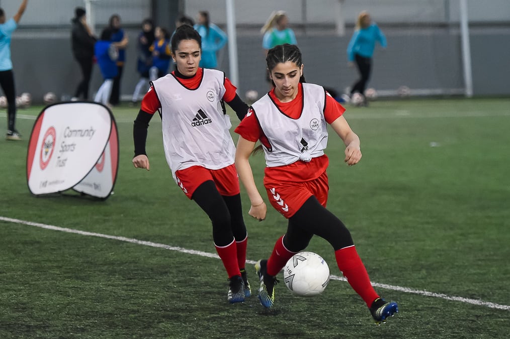 https://www.brentfordfc.com/siteassets/images/football/2021-22/non-match/20220122---afghan-girls/20220122-123218-2053.jpg