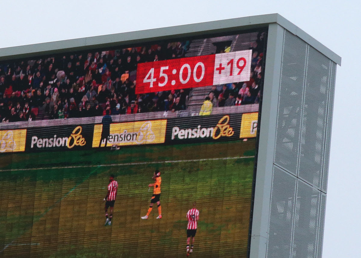 https://www.brentfordfc.com/siteassets/images/football/2021-22/first-team-games/20220122---wolves/20220122-160235z.jpg