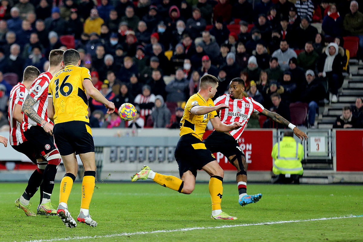 https://www.brentfordfc.com/siteassets/images/football/2021-22/first-team-games/20220122---wolves/20220122-165357z.jpg