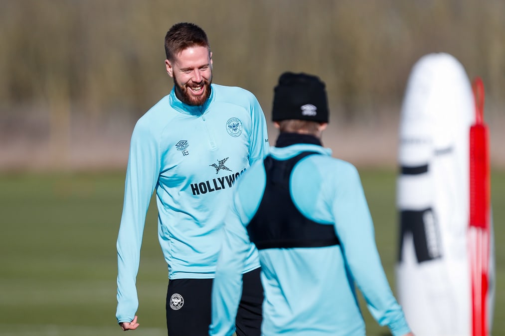 https://www.brentfordfc.com/siteassets/images/football/2021-22/non-match/20220207---man-city-training/20220207-115013-12285.jpg