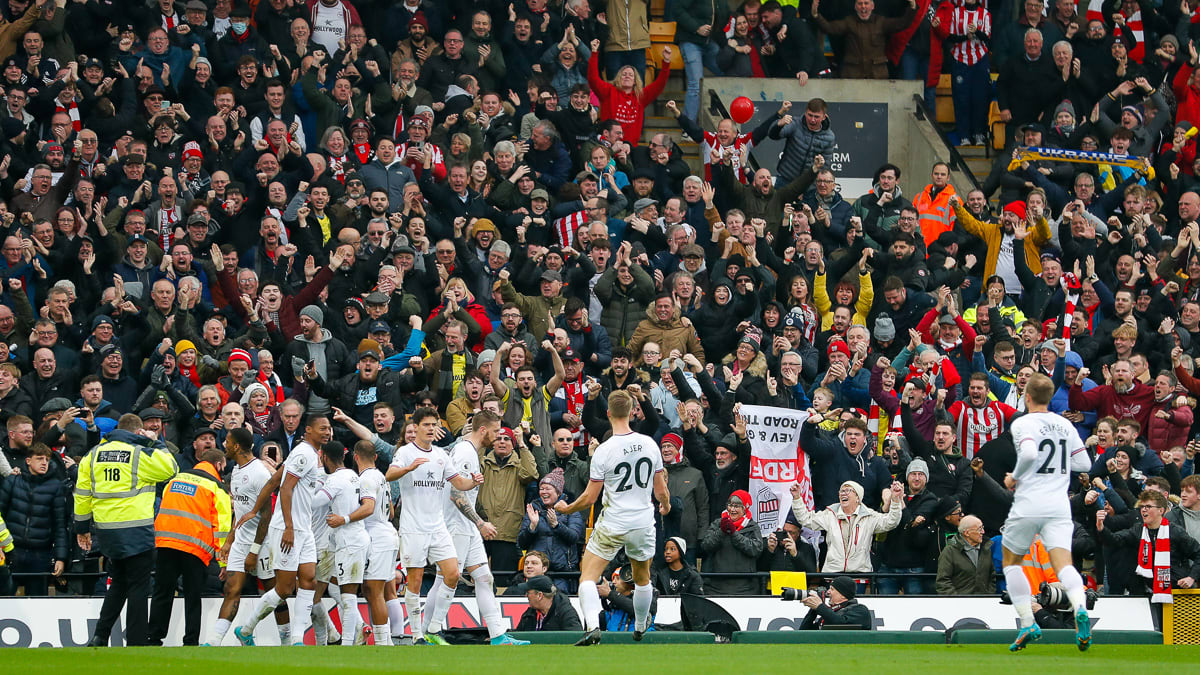 https://www.brentfordfc.com/siteassets/images/football/2021-22/non-match/20220305---norwich-fans/20220305-153132-24755.jpg