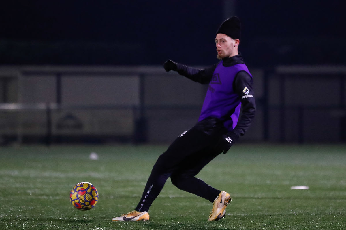 https://www.brentfordfc.com/siteassets/images/football/2021-22/b-team-games/20220308---hampton/20220308-192334-58.jpg