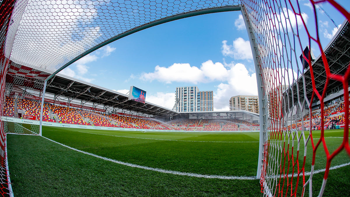 https://www.brentfordfc.com/siteassets/images/football/2021-22/first-team-games/20220312---burnley/20220312-130223-68.jpg