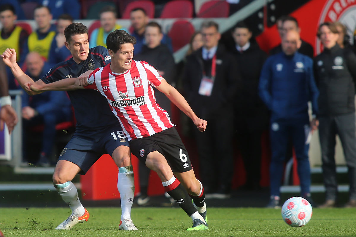 https://www.brentfordfc.com/siteassets/images/football/2021-22/first-team-games/20220312---burnley/20220312-153934z.jpg