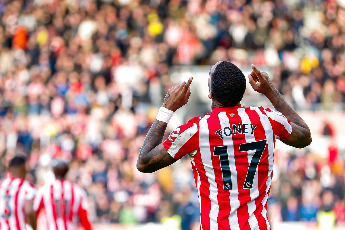 Vote for Ivan for Premier League award