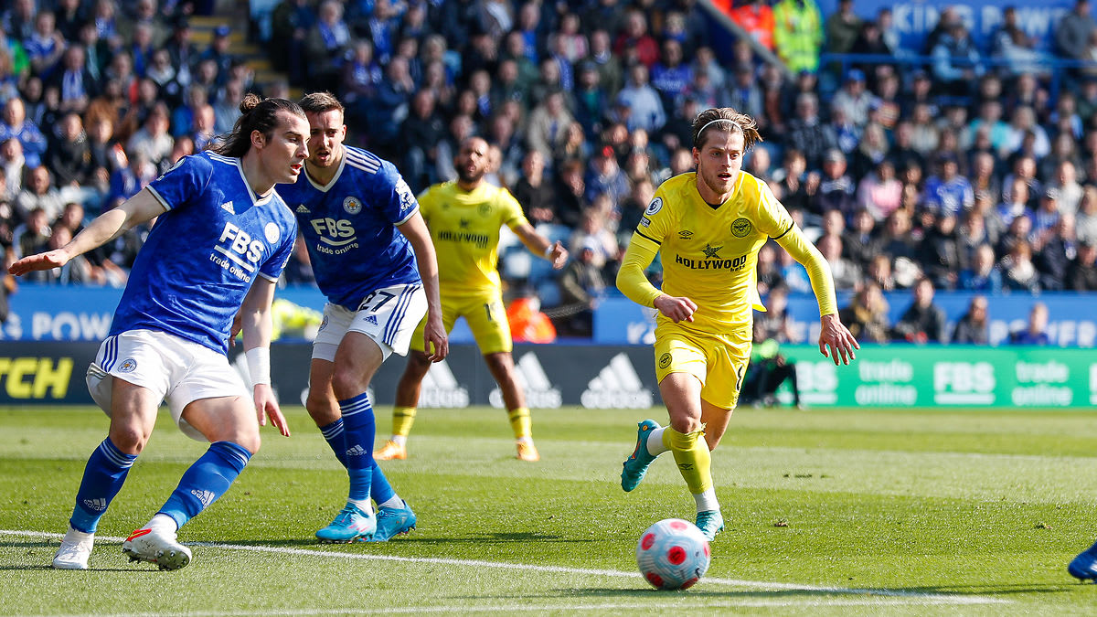https://www.brentfordfc.com/siteassets/images/football/2021-22/first-team-games/20220320---leicester/20220320-142316-07.jpg