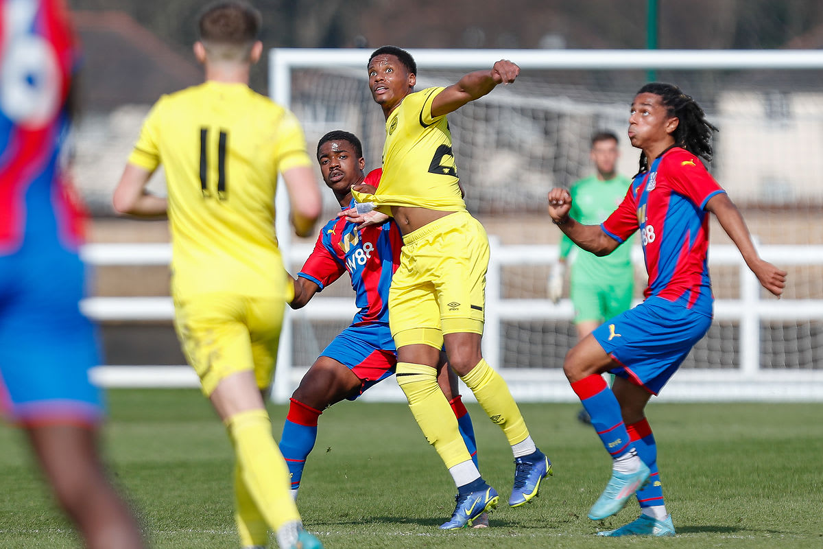 https://www.brentfordfc.com/siteassets/images/football/2021-22/b-team-games/20220325---palace/20220325-134808-10.jpg