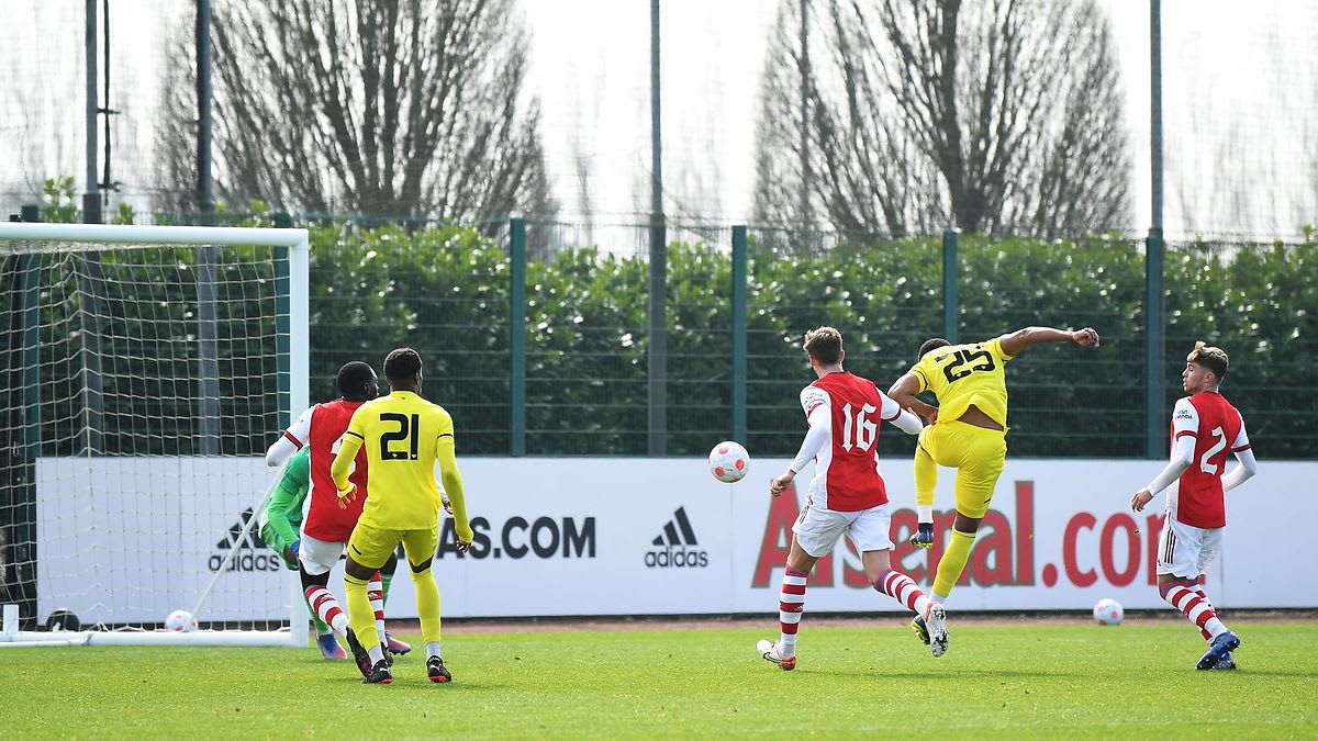 https://www.brentfordfc.com/siteassets/images/football/2021-22/b-team-games/20220330---arsenal/20220330-132910.jpg