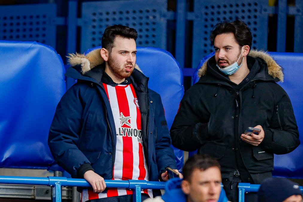 https://www.brentfordfc.com/siteassets/images/football/2021-22/non-match/20220402---chelsea-fans/20220402-140231-0019.jpg