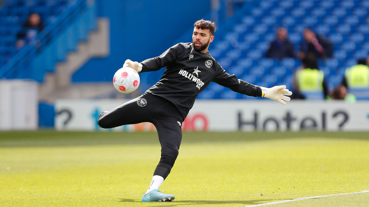 https://www.brentfordfc.com/siteassets/images/football/2021-22/first-team-games/20220402---chelsea/20220402-141330-25-0100.jpg