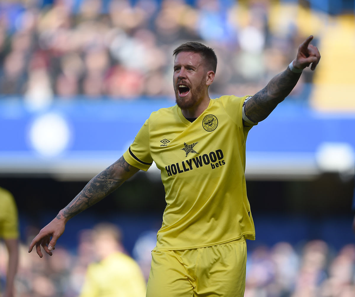 https://www.brentfordfc.com/siteassets/images/football/2021-22/first-team-games/20220402---chelsea/20220402-141536.jpg