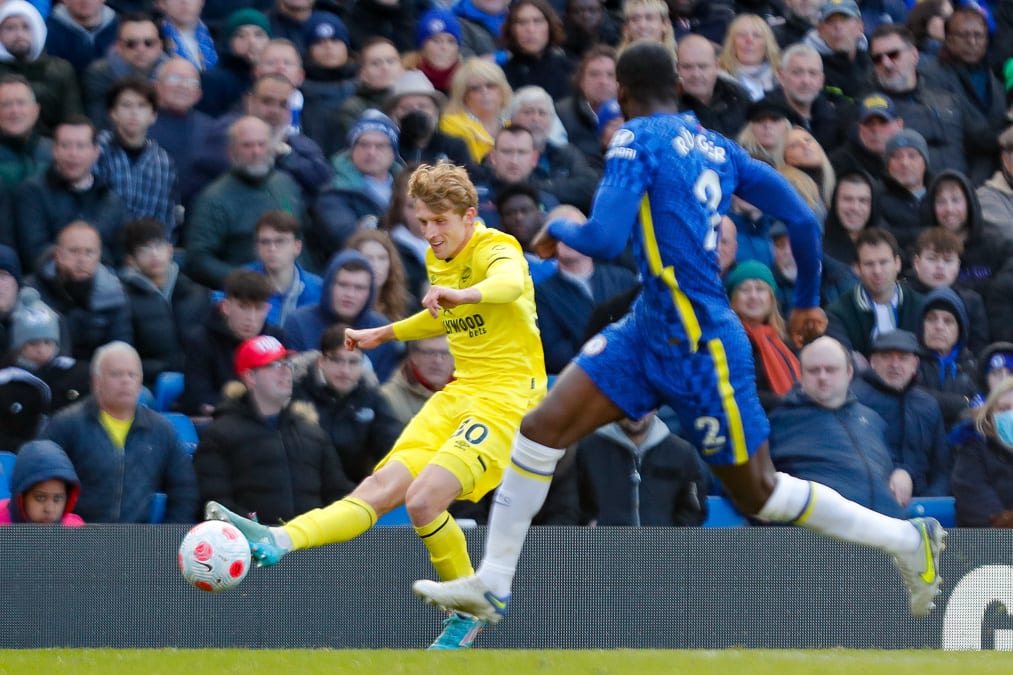https://www.brentfordfc.com/siteassets/images/football/2021-22/collections/april-potm/20220402-163352-0234.jpg