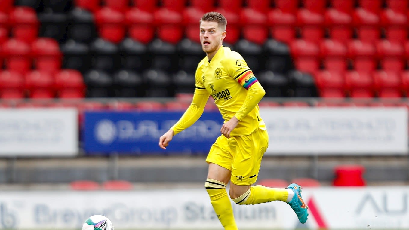 https://www.brentfordfc.com/siteassets/images/football/2021-22/first-team-games/20220405---orient-bcd/20220405-120239-12806.jpg