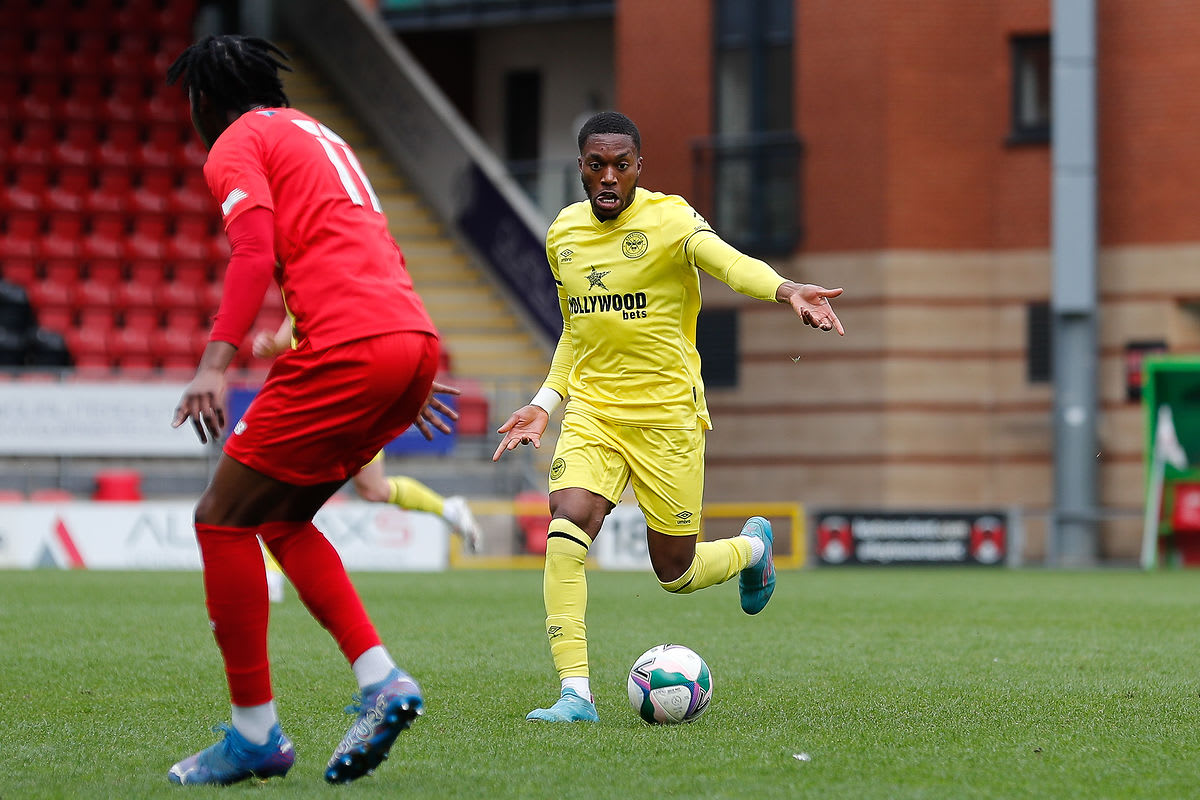 https://www.brentfordfc.com/siteassets/images/football/2021-22/first-team-games/20220405---orient-bcd/20220405-121434-25-0100.jpg
