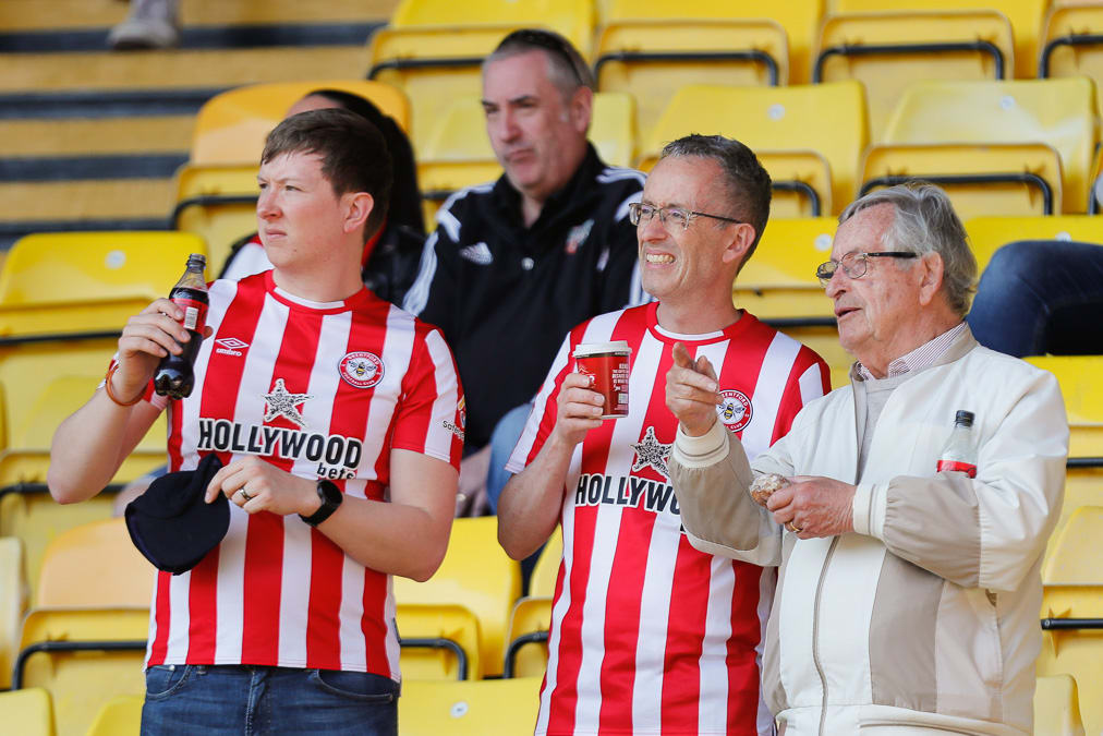 https://www.brentfordfc.com/siteassets/images/football/2021-22/non-match/20220416---watford-fans/20220416-140326-0020.jpg