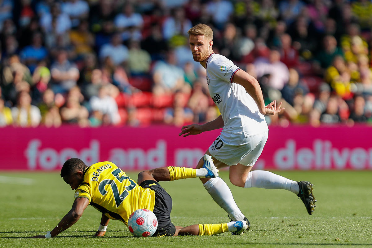 https://www.brentfordfc.com/siteassets/images/football/2021-22/first-team-games/20220416---watford/20220416-163707-21-0100.jpg