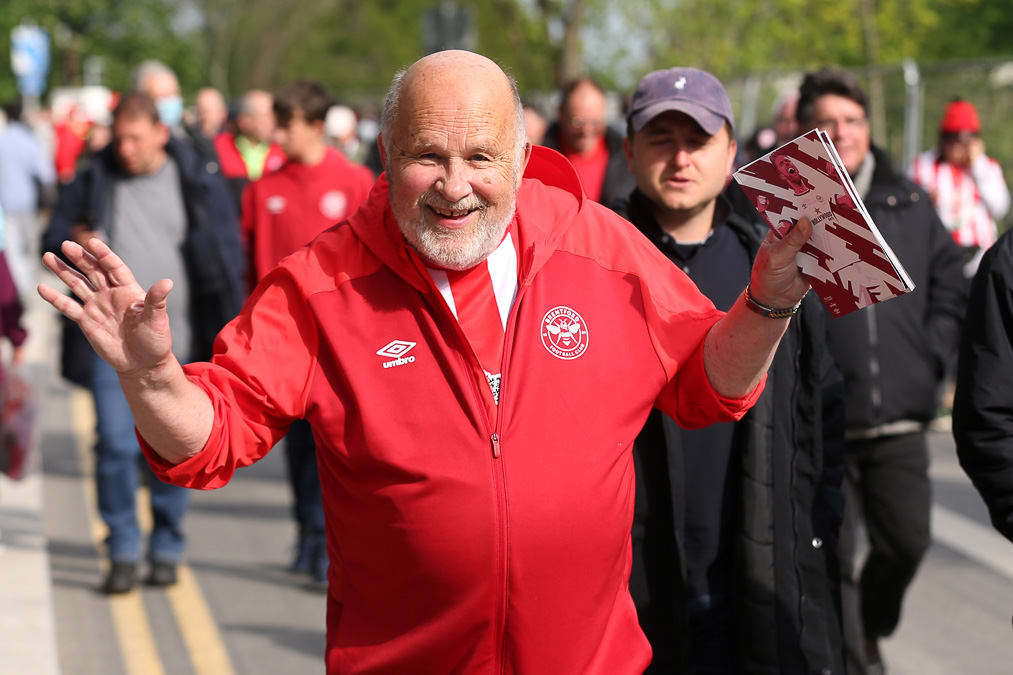 https://www.brentfordfc.com/siteassets/images/football/2021-22/non-match/20220423---tottenham-fans/20220423-163006-1042.jpg