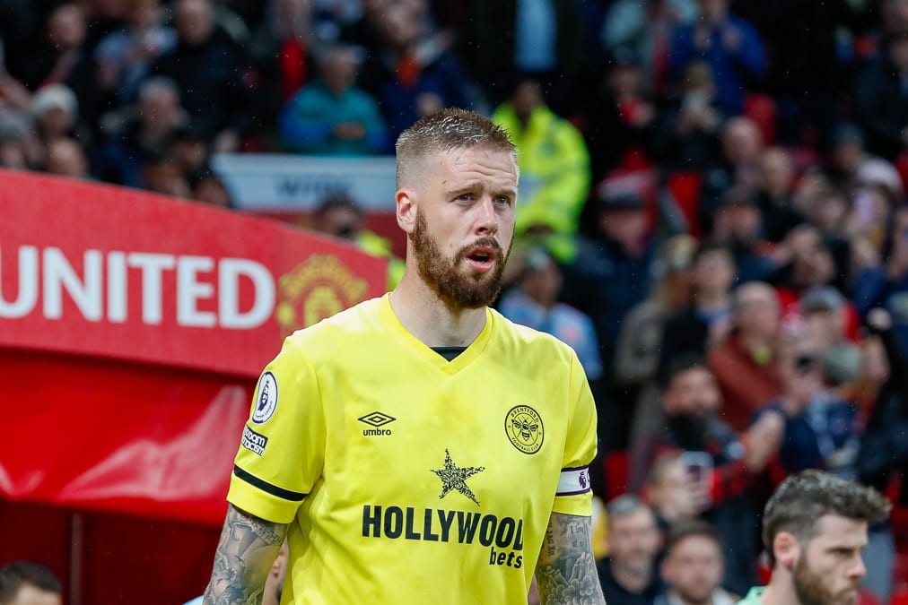 Pontus Jansson - 100 Games in Pictures