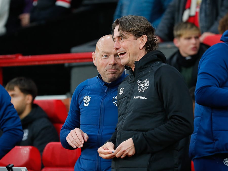 https://www.brentfordfc.com/siteassets/images/football/2021-22/collections/may-potm/20220502-195910-0094.jpg