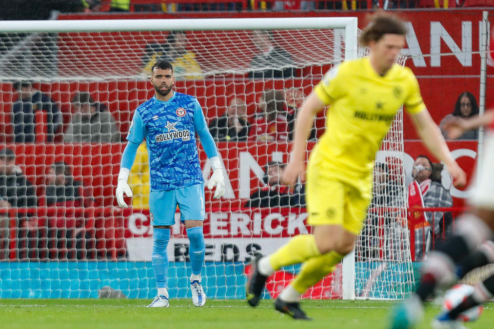 https://www.brentfordfc.com/siteassets/images/football/2021-22/collections/may-potm/20220502-200438-0102.jpg