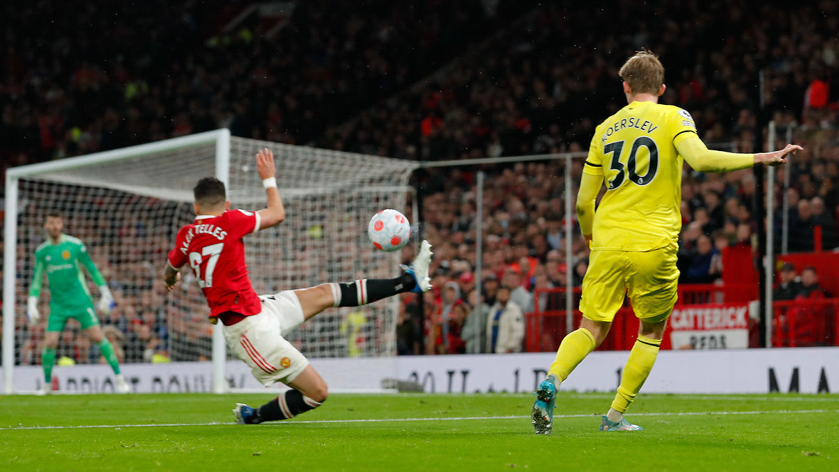 https://www.brentfordfc.com/siteassets/images/football/2021-22/first-team-games/20220502---man-utd/20220502-211712-79-0100.jpg