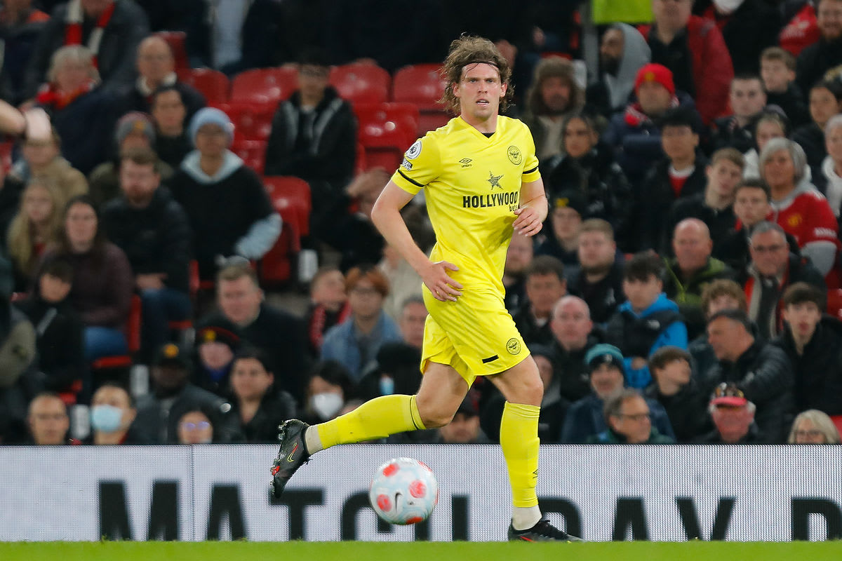 https://www.brentfordfc.com/siteassets/images/football/2021-22/first-team-games/20220502---man-utd/20220502-213837-27-0100.jpg