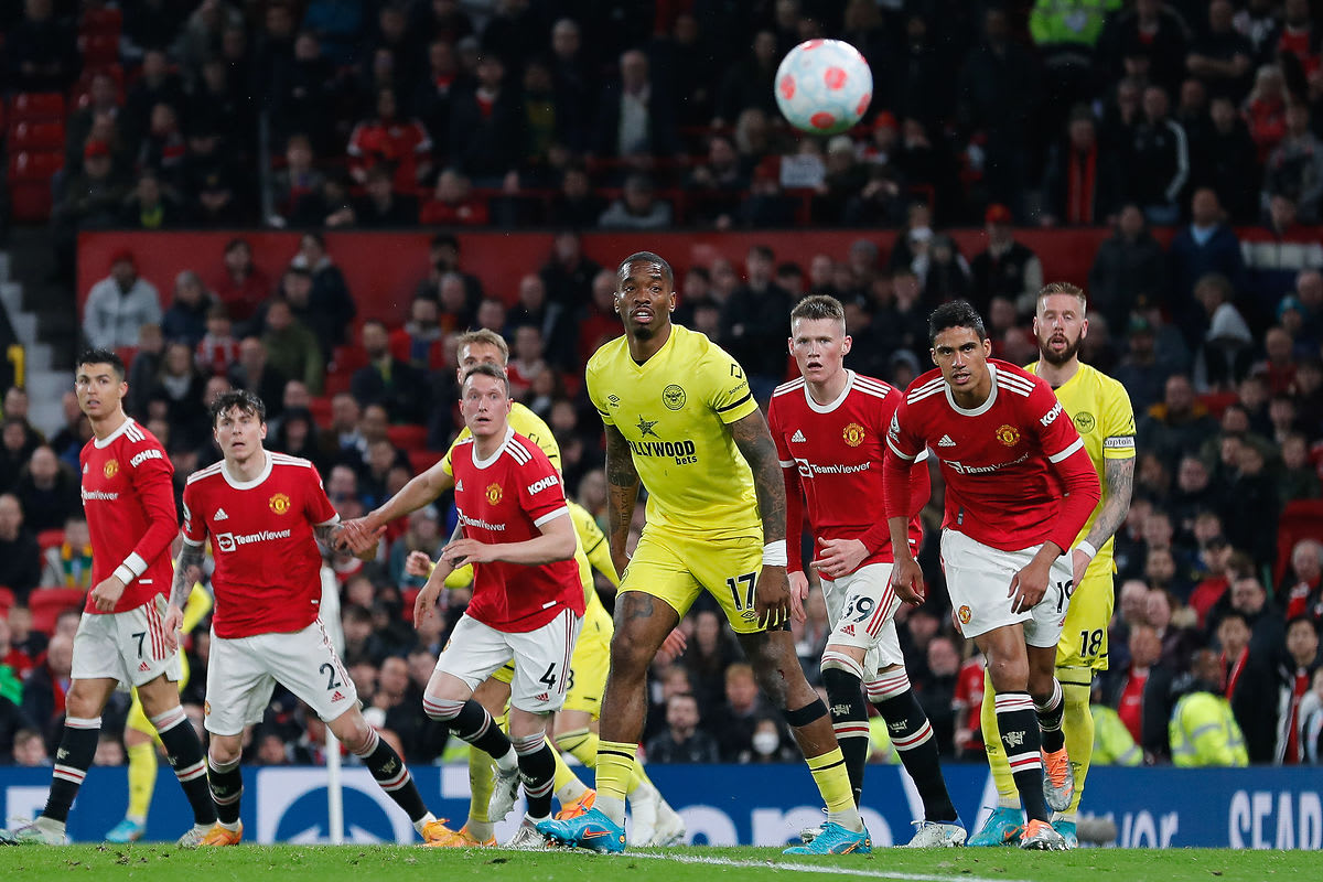 https://www.brentfordfc.com/siteassets/images/football/2021-22/first-team-games/20220502---man-utd/20220502-214111-88-0100.jpg
