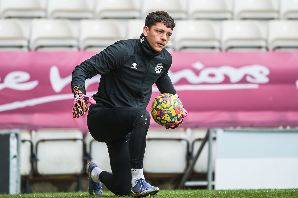 https://www.brentfordfc.com/siteassets/images/football/2021-22/b-team-games/20220503---bradford-city/20220503-101725-60-0000.jpg