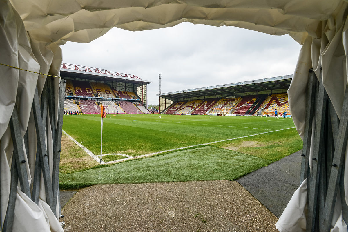 https://www.brentfordfc.com/siteassets/images/football/2021-22/b-team-games/20220503---bradford-city/20220503-103140-40-0000.jpg