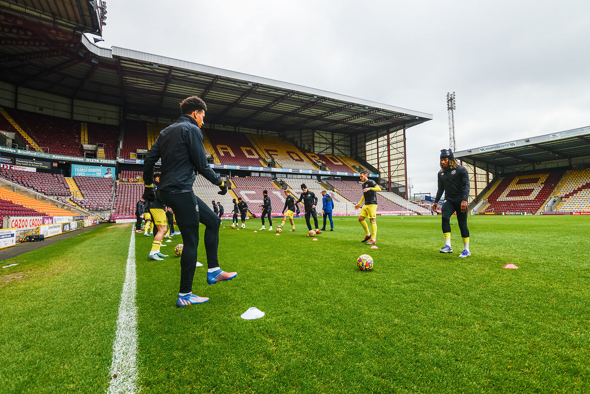 https://www.brentfordfc.com/siteassets/images/football/2021-22/b-team-games/20220503---bradford-city/20220503-103224-50-0000.jpg