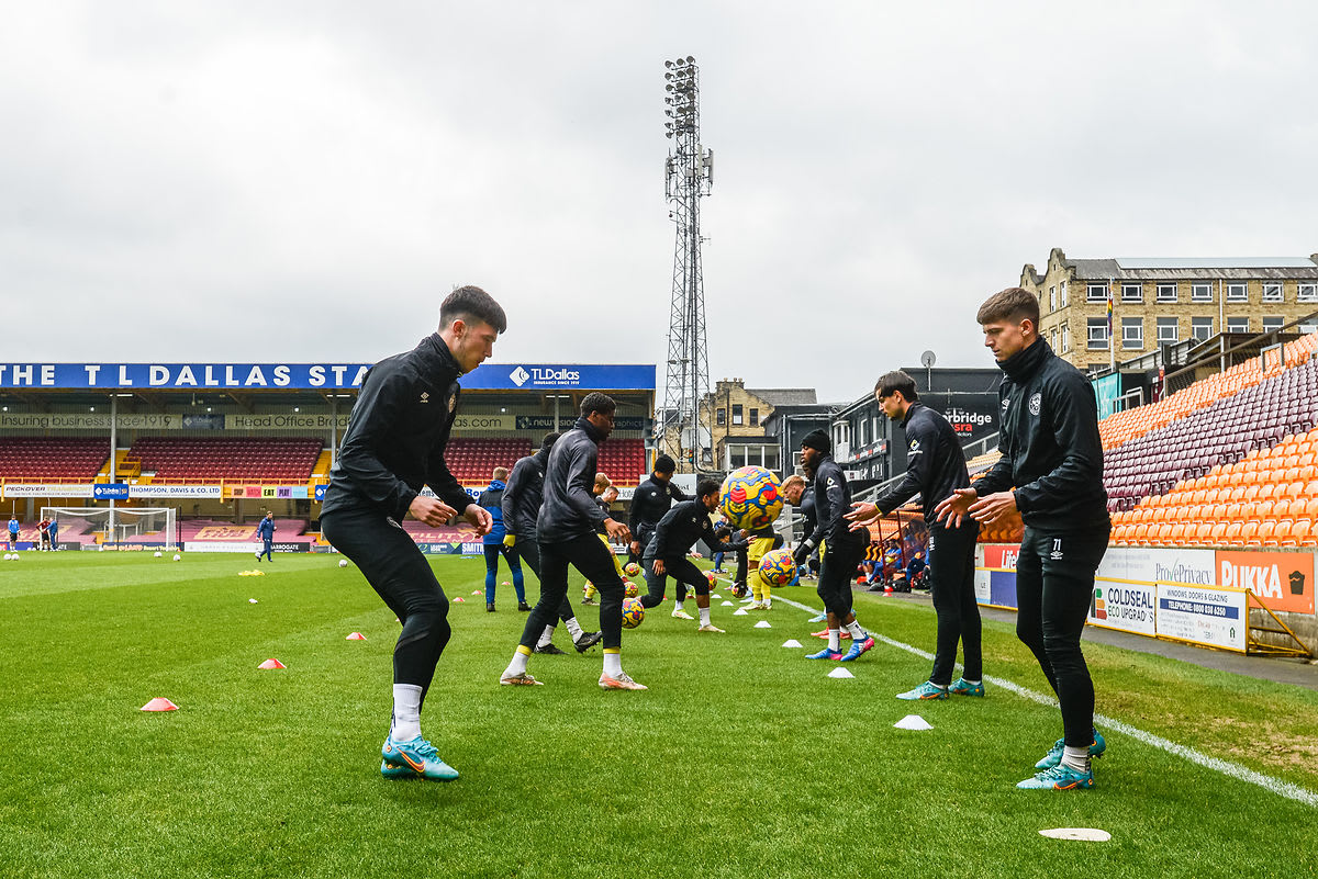 https://www.brentfordfc.com/siteassets/images/football/2021-22/b-team-games/20220503---bradford-city/20220503-103250-20-0000.jpg