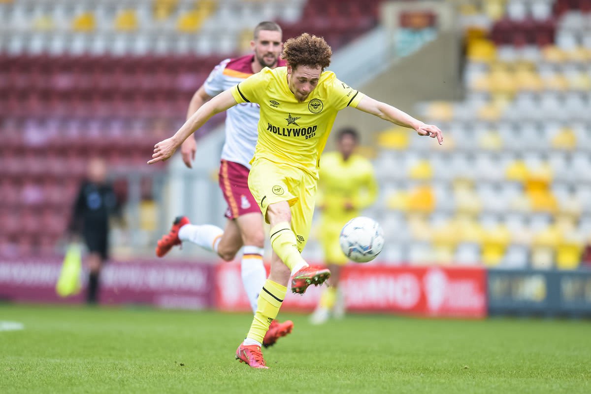 https://www.brentfordfc.com/siteassets/images/football/2021-22/b-team-games/20220503---bradford-city/20220503-111601-09-0000.jpg