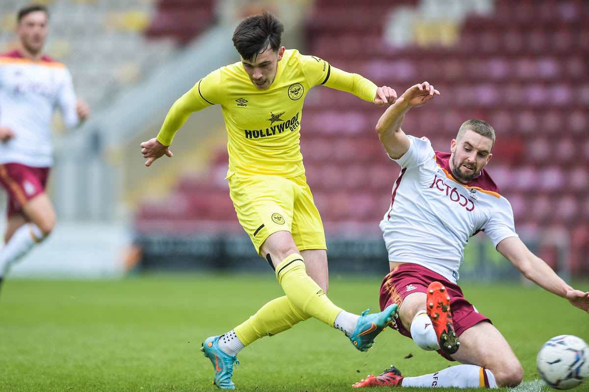 https://www.brentfordfc.com/siteassets/images/football/2021-22/b-team-games/20220503---bradford-city/20220503-114039-05-0000.jpg