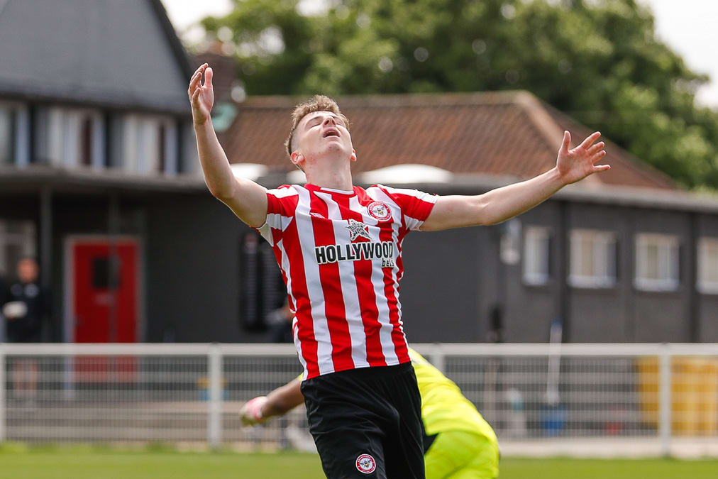 https://www.brentfordfc.com/siteassets/images/football/2021-22/first-team-games/20220510---leicester-bcd/20220510-134602-20209.jpg