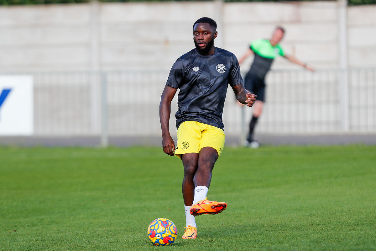 https://www.brentfordfc.com/siteassets/images/football/2021-22/first-team-games/20220517---valencia-bcd/20220517-174254-99-0100.jpg