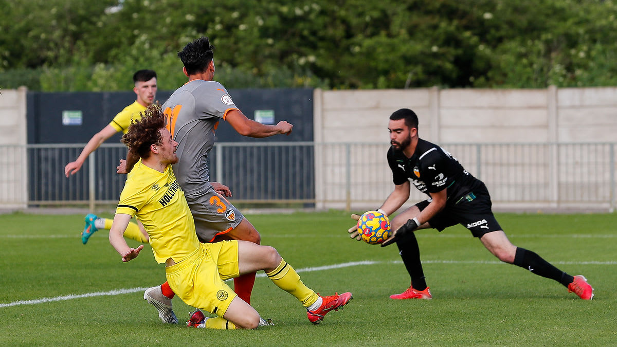https://www.brentfordfc.com/siteassets/images/football/2021-22/first-team-games/20220517---valencia-bcd/20220517-180951-03-0100.jpg
