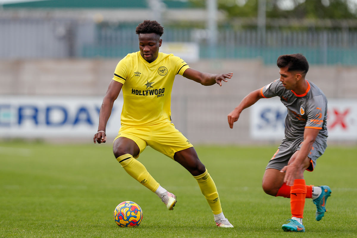 https://www.brentfordfc.com/siteassets/images/football/2021-22/first-team-games/20220517---valencia-bcd/20220517-181847-41-0100.jpg