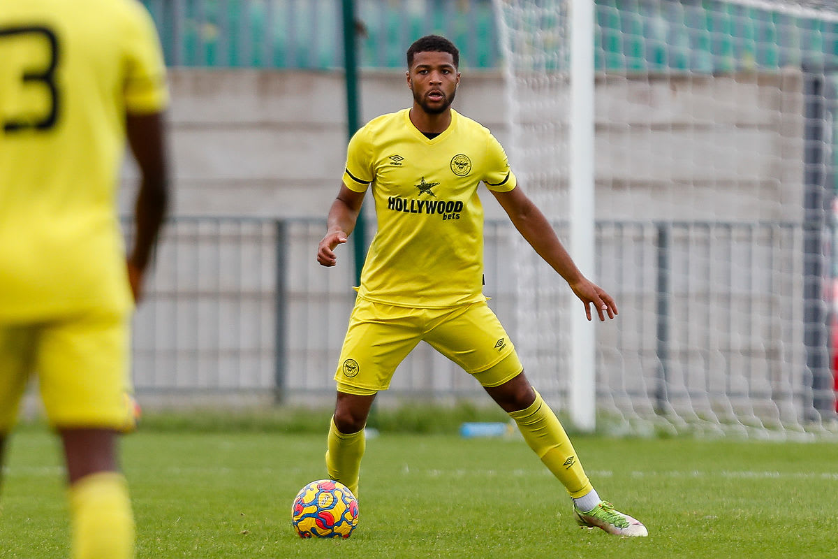 https://www.brentfordfc.com/siteassets/images/football/2021-22/first-team-games/20220517---valencia-bcd/20220517-182437-42-0100.jpg