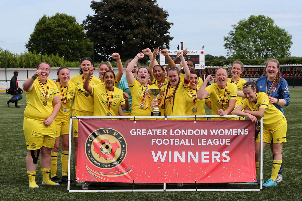 https://www.brentfordfc.com/siteassets/images/football/2021-22/brentford-wfc/non-match/20220522---islington/20220522-154159-3124.jpg