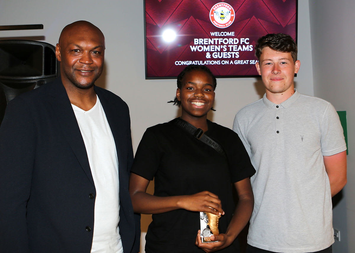 https://www.brentfordfc.com/siteassets/images/football/2021-22/brentford-wfc/non-match/20220617---awards/20220617-214222-0100.jpg