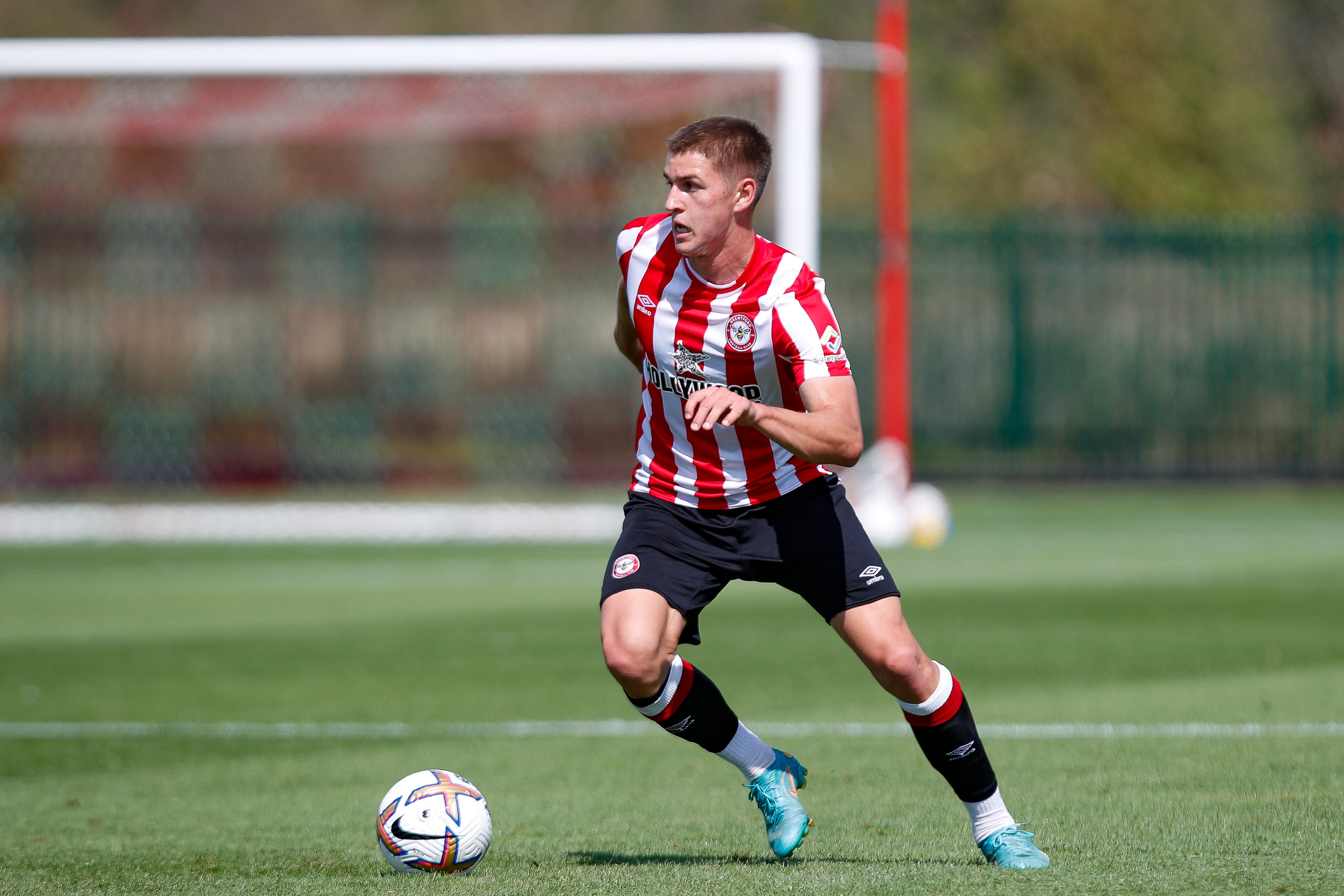 Yehor Yarmoliuk in midfield for the Bees