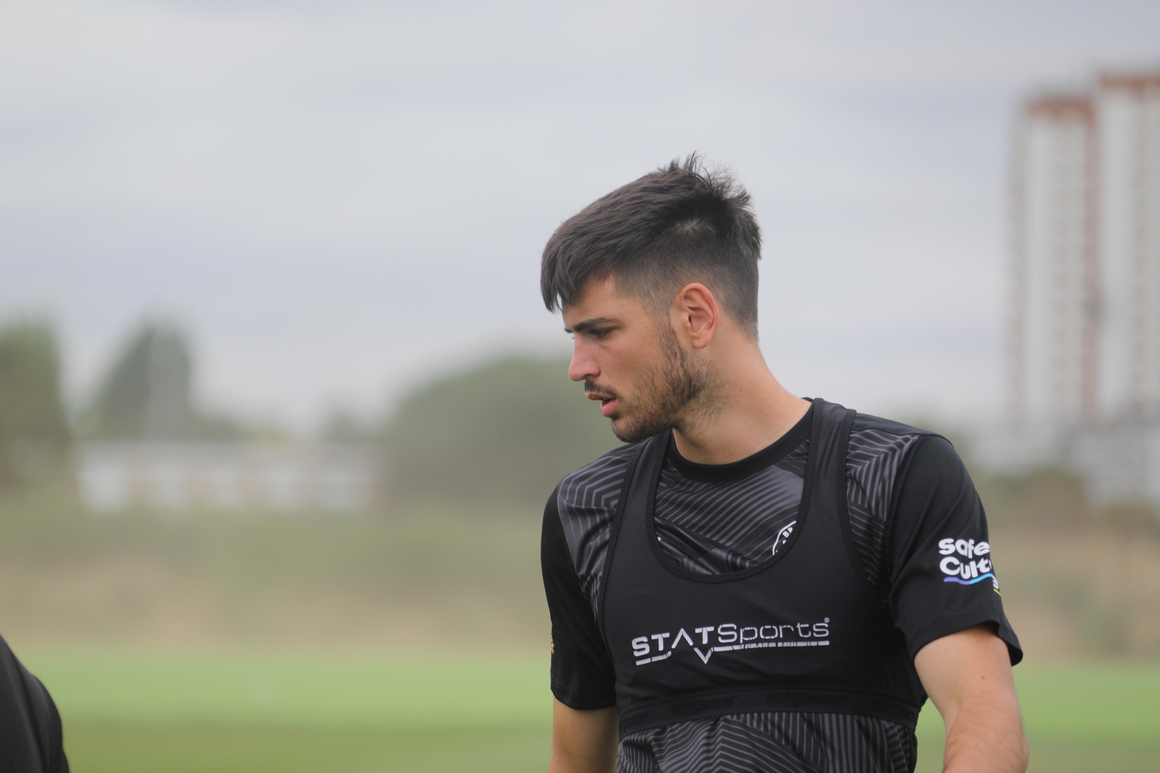 Tristan Crama in training at Jersey Road