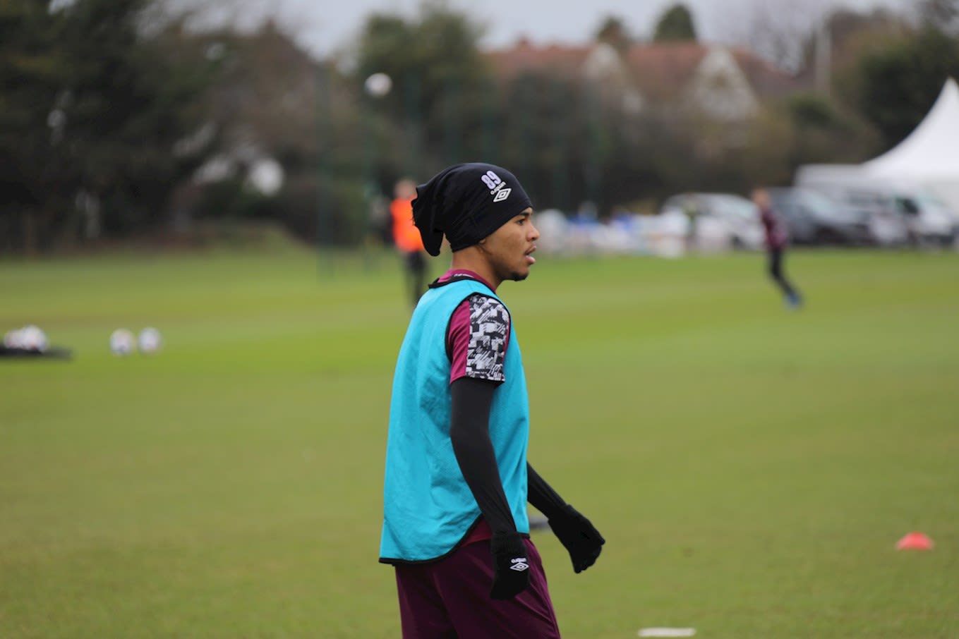 https://www.brentfordfc.com/siteassets/images/football/2020-21/brentford-b/training-photos/160221/8m7a0934.jpg